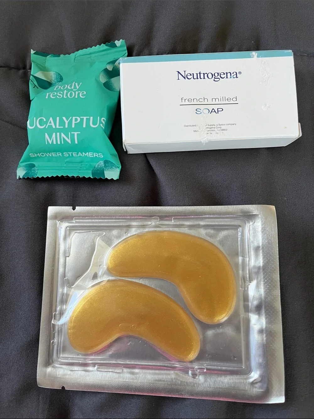 Travel or Gift Bundle NWT - Picture 6 of 9